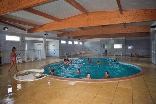 Anne Marie Vous Accueilles Dans Son Logement Familiale Pour 6 Personnes 3 Chambres Confortable Proche D Europa Park A Boofzheim Dans Camping 3 Etoiles Екстер'єр фото