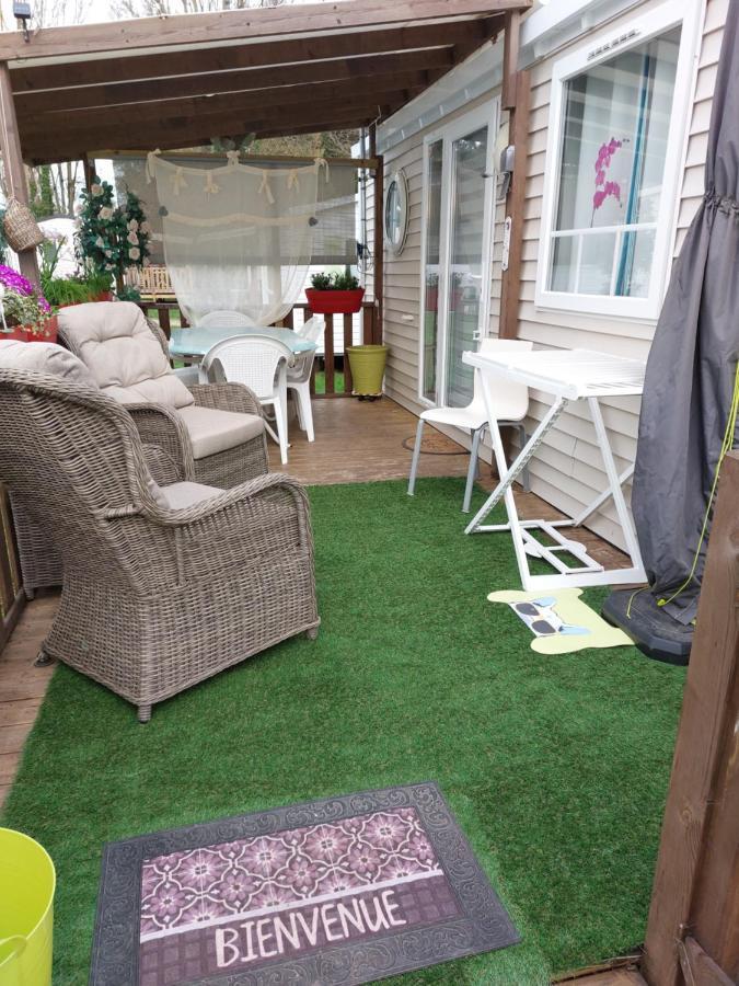 Anne Marie Vous Accueilles Dans Son Logement Familiale Pour 6 Personnes 3 Chambres Confortable Proche D Europa Park A Boofzheim Dans Camping 3 Etoiles Екстер'єр фото